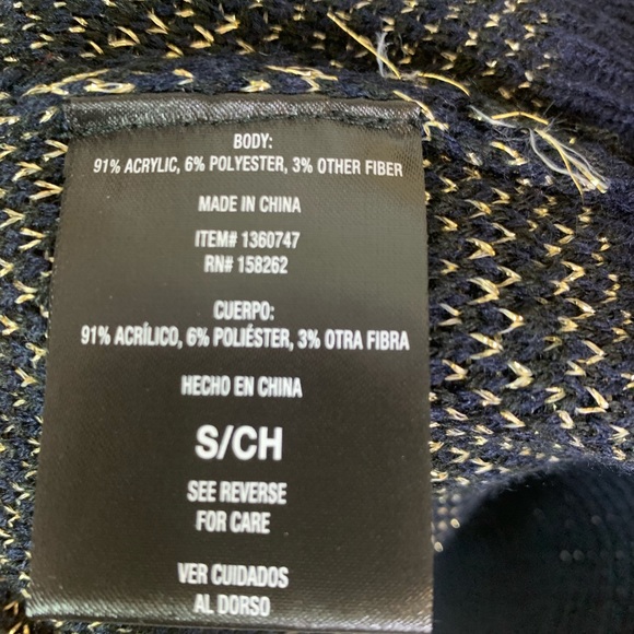 Kendall + Kylie Animal Print Sweater Pullover - Picture 7 of 7